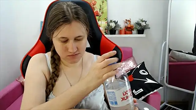 Lucky Lana online show from July 16, 2:50 am