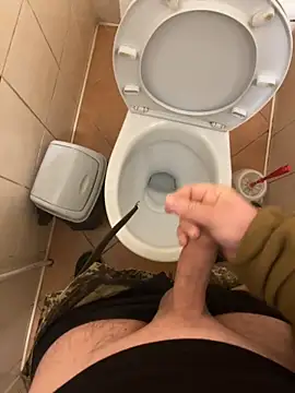 Snapshot of antonysside chatting on November 27, 8:33 pm antonysside online show from November 27, 8:33 pm