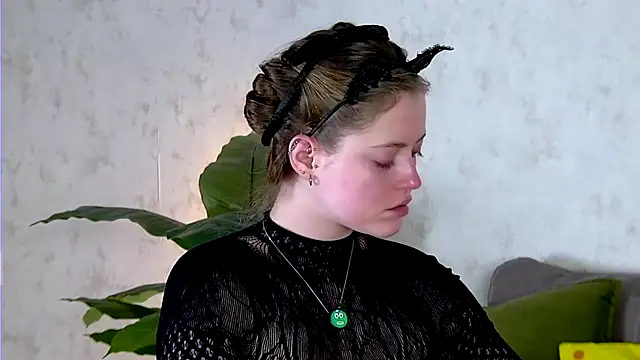 Snapshot of AshleyD_ chatting on November 22, 7:02 pm AshleyD online show from November 22, 7:02 pm