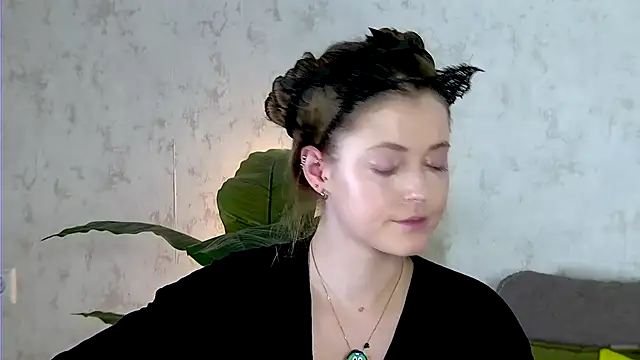 Snapshot of AshleyD_ chatting on November 24, 3:28 am AshleyD online show from November 24, 3:28 am