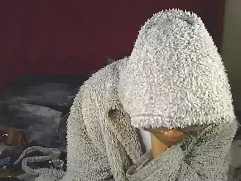 YummyMelanin117 online show from September 12, 12:33 am