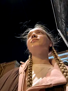 Snapshot of bambi_lu chatting on October 8, 4:48 pm bambi lu online show from October 8, 4:48 pm