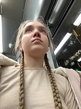 Snapshot of bambi_lu chatting on November 14, 6:06 pm bambi lu online show from November 14, 6:06 pm