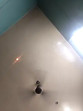 Eshwari Chopra online show from April 29, 4:22 pm