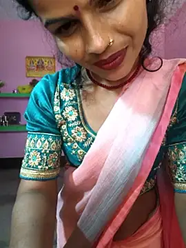 Eshna Dabral online show from October 15, 3:39 am