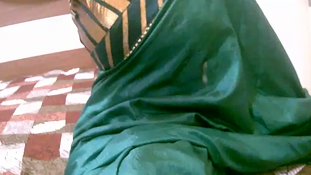 Snapshot of ragini_m_m_s chatting on September 15, 4:56 am ragini m m s online show from September 15, 4:56 am