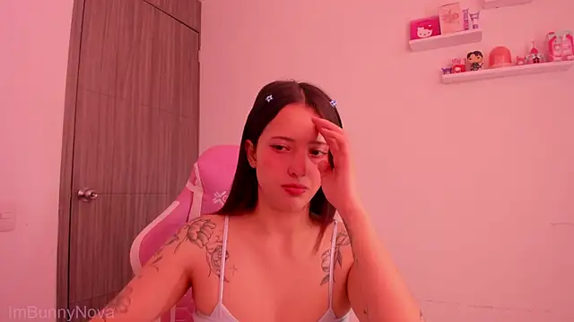 Snapshot of ImBunnyNova chatting on July 30, 4:06 pm ImBunnyNova online show from July 30, 4:06 pm