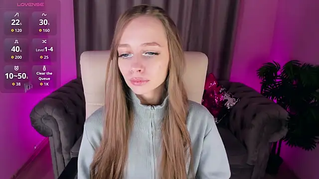 Snapshot of Amy_Waynee chatting on October 3, 4:59 pm Amy Waynee online show from October 3, 4:59 pm