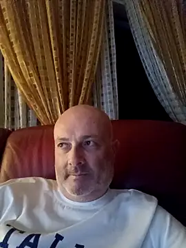 Alexis Bull online show from September 26, 10:47 pm