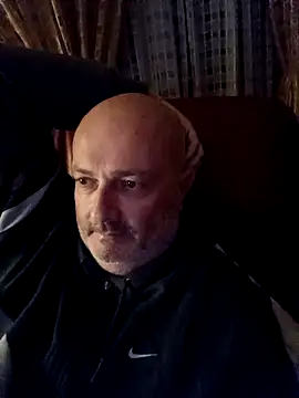 Alexis Bull online show from October 18, 10:21 pm