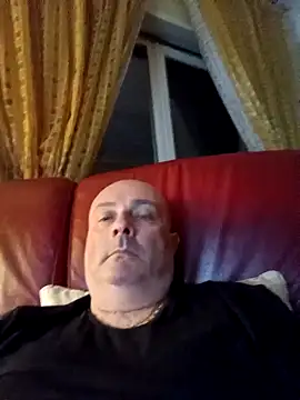 Alexis Bull online show from December 1, 10:59 pm