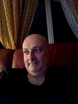 Alexis Bull online show from April 20, 10:22 pm