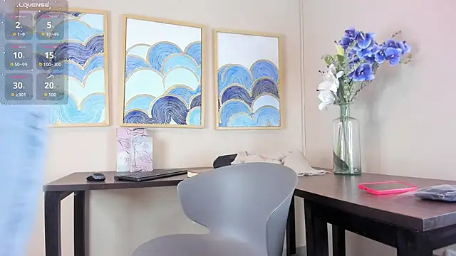 andrea xoe  online show from November 29, 2:31 pm