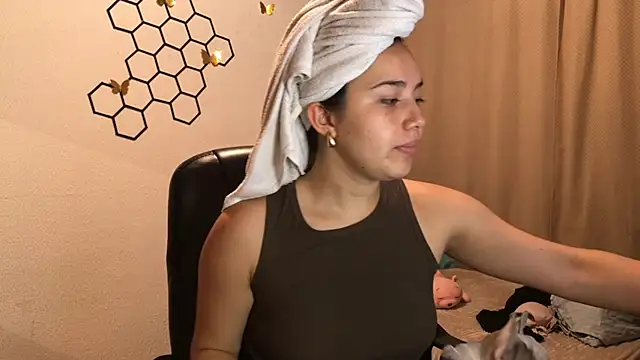 Snapshot of amelia_hall chatting on September 18, 12:07 pm amelia hall online show from September 18, 12:07 pm