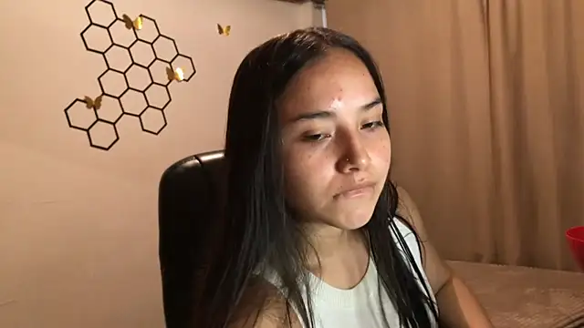 Snapshot of amelia_hall chatting on October 2, 3:41 pm amelia hall online show from October 2, 3:41 pm