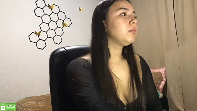 Snapshot of amelia_hall chatting on November 19, 1:11 pm amelia hall online show from November 19, 1:11 pm
