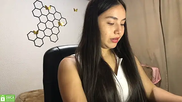 Snapshot of amelia_hall chatting on November 23, 5:57 pm amelia hall online show from November 23, 5:57 pm