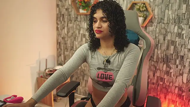 bonniie 98  online show from June 27, 6:24 pm