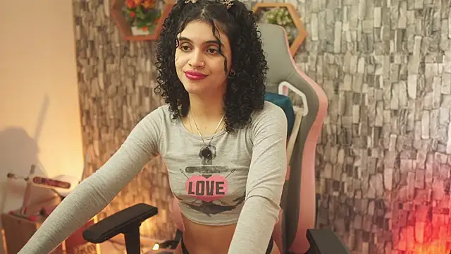 bonniie 98  online show from July 10, 7:27 pm