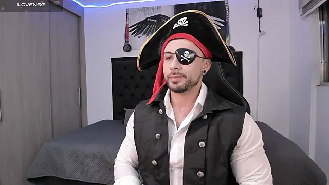 santi aesthetic online show from October 31, 2:23 am