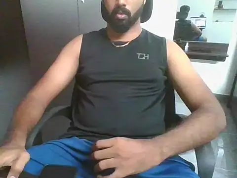 lovelyakash69 online show from October 17, 6:38 am