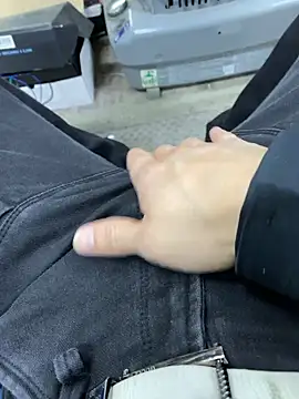 m4m4m4m online show from November 21, 8:24 am