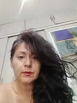 Snapshot of lunadicty chatting on May 15, 11:34 pm lunadicty online show from May 15, 11:34 pm