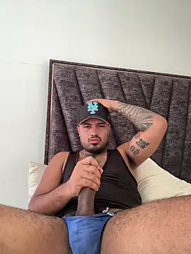 PapiStan online show from November 9, 9:35 pm