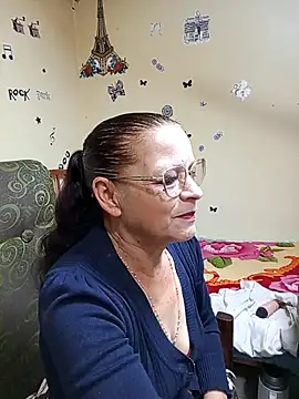 katrina perez online show from September 12, 9:59 pm