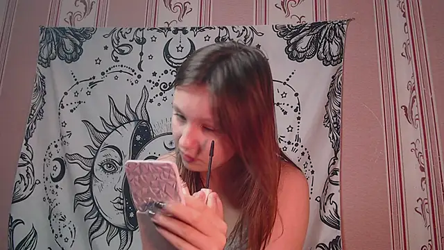 Snapshot of Thighswithspikes chatting on September 16, 8:04 am Thighswithspikes online show from September 16, 8:04 am