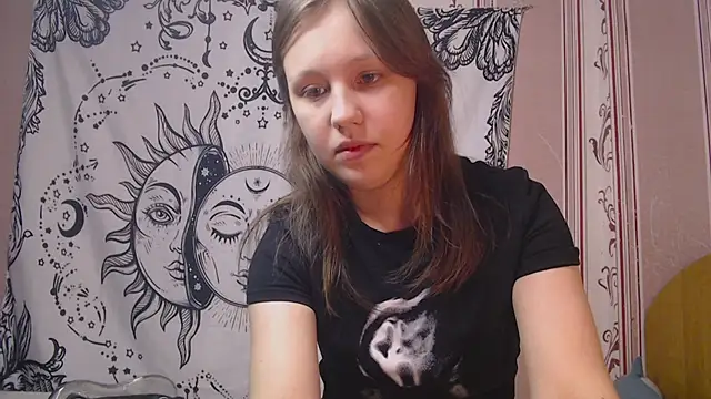 Snapshot of Thighswithspikes chatting on September 23, 9:34 am Thighswithspikes online show from September 23, 9:34 am