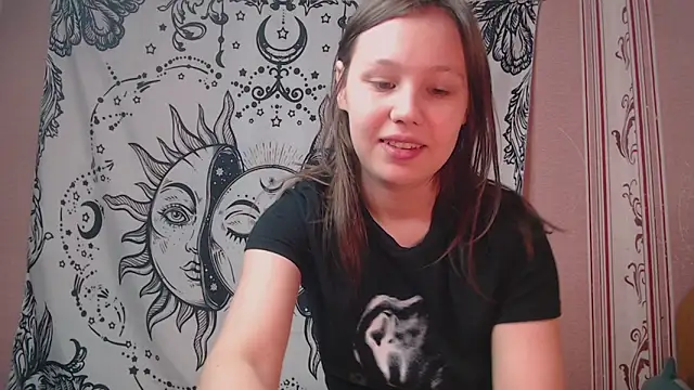 Snapshot of Thighswithspikes chatting on September 25, 9:13 am Thighswithspikes online show from September 25, 9:13 am