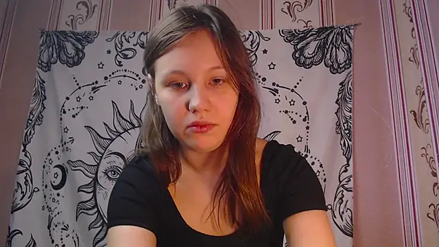 Snapshot of Thighswithspikes chatting on October 29, 7:54 am Thighswithspikes online show from October 29, 7:54 am