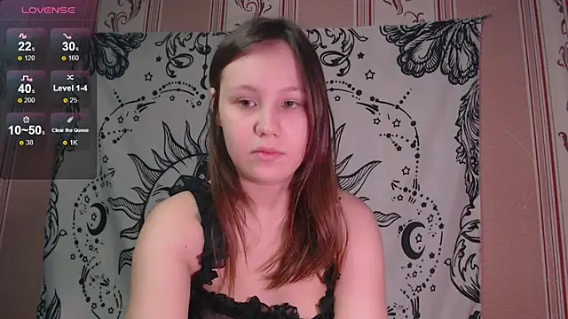 Snapshot of Thighswithspikes chatting on November 21, 10:14 am Thighswithspikes online show from November 21, 10:14 am