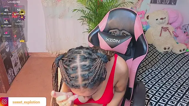 sweet-temptation  online show from January 10, 3:19 am