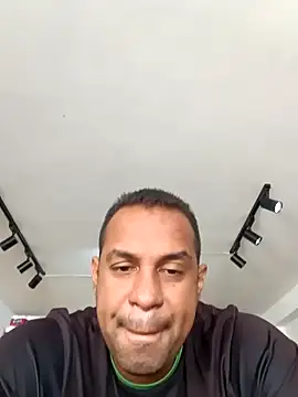 elnegro707070 online show from November 16, 5:07 pm