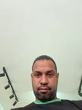 elnegro707070 online show from December 20, 2:57 pm