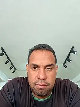 elnegro707070 online show from March 12, 5:19 pm