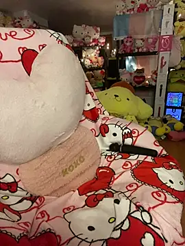 w3tkittty online show from March 22, 2:37 am