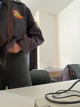 Snapshot of MELODY__06 chatting on November 26, 12:17 pm MELODY 06 online show from November 26, 12:17 pm