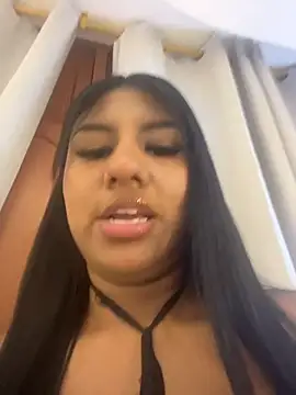 Emmily Vargas online show from October 11, 1:49 am