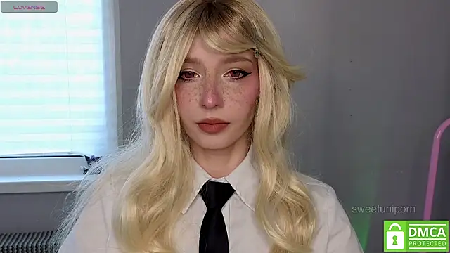 sweetuniporn online show from September 15, 9:31 am