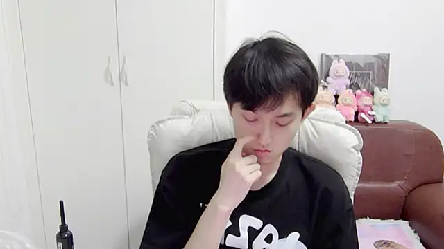 Snapshot of BILLY4me chatting on October 12, 5:45 pm BILLY4me online show from October 12, 5:45 pm