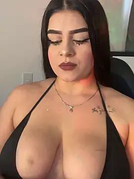 Snapshot of Kariina__69 chatting on June 4, 5:08 pm Kariina 69 online show from June 4, 5:08 pm