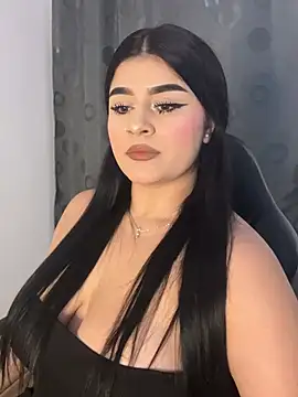 Kariina  69 online show from July 8, 6:45 pm
