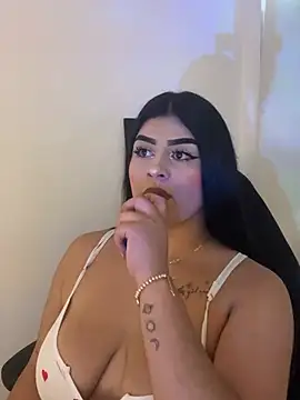 Kariina  69 online show from July 27, 8:05 pm