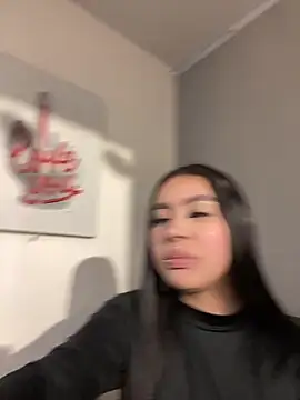 Snapshot of Cristina_pinkk chatting on October 25, 1:24 am Cristina pinkk online show from October 25, 1:24 am