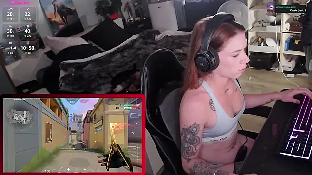 Horny Makima online show from September 13, 9:31 am