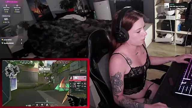 Horny Makima online show from September 21, 10:28 am