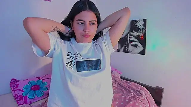 Snapshot of mialeia01 chatting on September 14, 6:07 pm mialeia01 online show from September 14, 6:07 pm